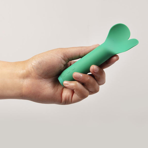 Amour Bullet Vibrator by Je Joue · JeJoue