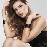 Désir Métallique · Metallic Mesh Handcuffs · Bijoux Indiscrets